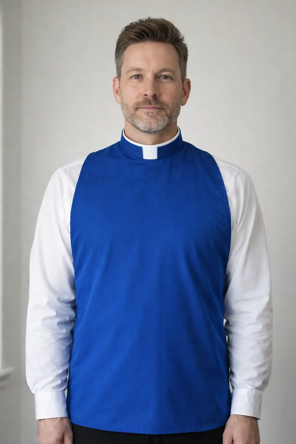 A Men Wearing Caelum Men_s Clergy Rabat