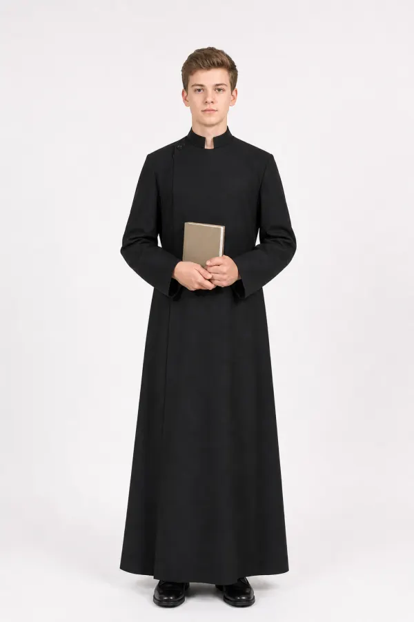Umbraval Roman Style Cassock