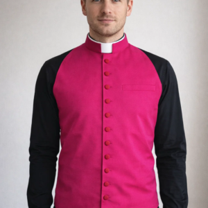 A Men Wearing Veritas Modern Clergy Rabat